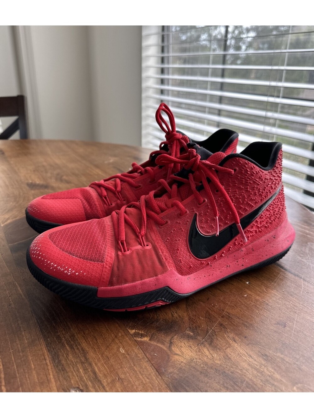 Nike Kyrie 3 Three Point Contest Red Candy Apple Men's Shoes 852395-600 Size 12